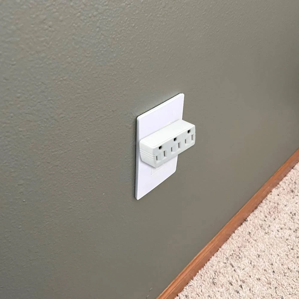 Pass & Seymour 15 Amp 125-Volt Triple Tap Lighted Adapter, White by Legrand 4 Pass & Seymour 15 Amp 125-Volt Triple Tap Lighted Adapter, White by Legrand - Image 2