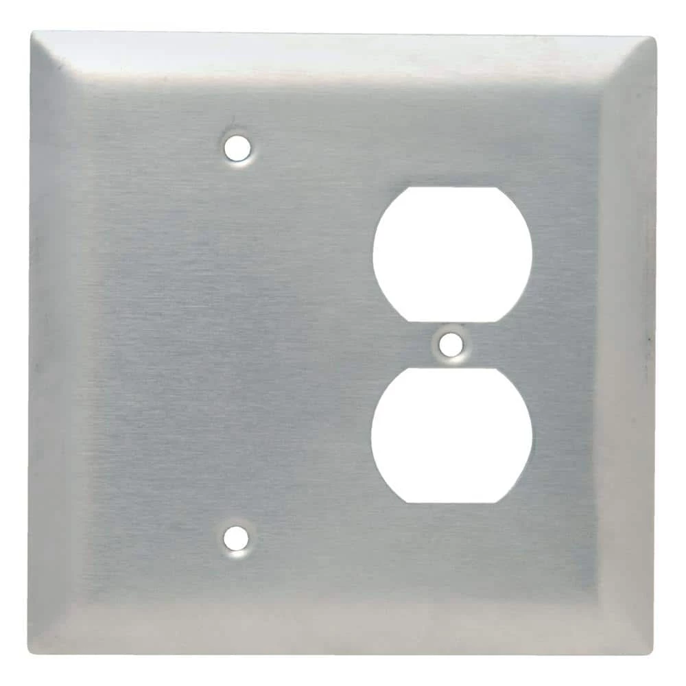 Pass & Seymour 302/304 S/S 2 Gang 1 Box Mounted Blank 1 Duplex Oversized Wall Plate, Stainless Steel (1-Pack) by Legrand 3 Pass & Seymour 302/304 S/S 2 Gang 1 Box Mounted Blank 1 Duplex Oversized Wall Plate, Stainless Steel (1-Pack) by Legrand