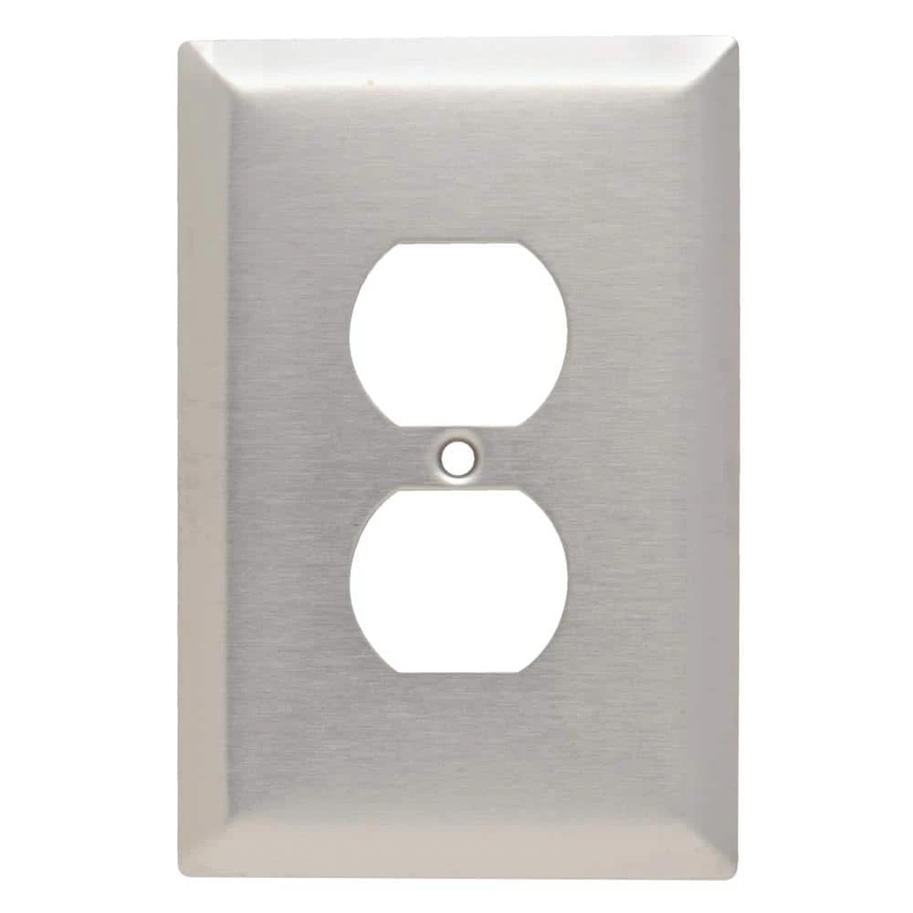 Pass & Seymour 302/304 S/S 1 Gang Duplex Oversized Wall Plate, Stainless Steel (1-Pack) by Legrand 3 Pass & Seymour 302/304 S/S 1 Gang Duplex Oversized Wall Plate, Stainless Steel (1-Pack) by Legrand