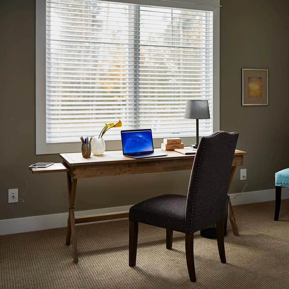 Radiant 15 Amp 125-Volt Tamper Resistant Decorator Duplex Outlet, White by Legrand 5 Radiant 15 Amp 125-Volt Tamper Resistant Decorator Duplex Outlet, White by Legrand - Image 3