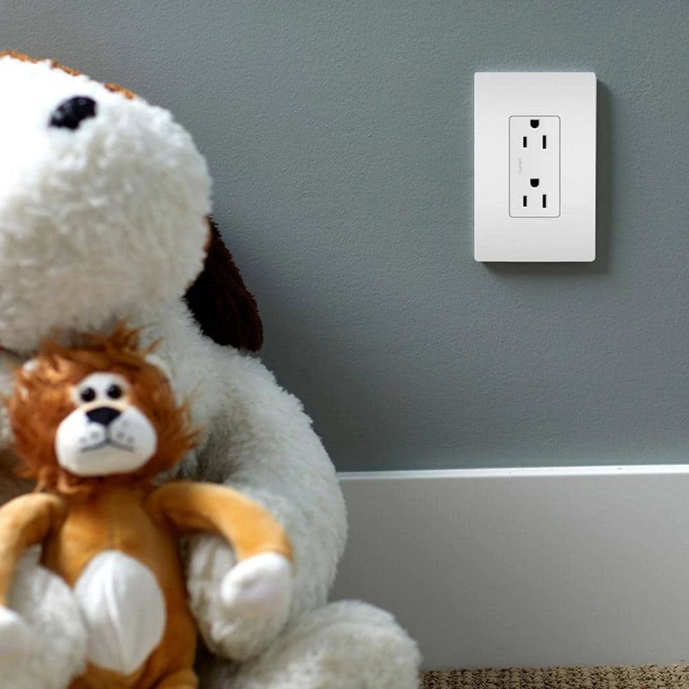 Radiant 15 Amp 125-Volt Tamper Resistant Decorator Duplex Outlet, White by Legrand 6 Radiant 15 Amp 125-Volt Tamper Resistant Decorator Duplex Outlet, White by Legrand - Image 4