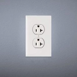 Pass and Seymour 20 Amp 125-Volt Commercial Grade Backwire Duplex Outlet, White by Legrand 9 Pass and Seymour 20 Amp 125-Volt Commercial Grade Backwire Duplex Outlet, White by Legrand -Legrand Sales white legrand electrical outlets receptacles crb5362wcc12 e1 1000