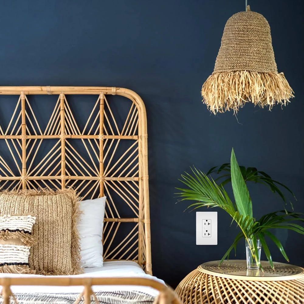 Radiant 20-Amp 125-Volt Tamper Resistant Decorator Duplex Spec Grade Heavy Duty Outlet, White by Legrand 4 Radiant 20-Amp 125-Volt Tamper Resistant Decorator Duplex Spec Grade Heavy Duty Outlet, White by Legrand - Image 2