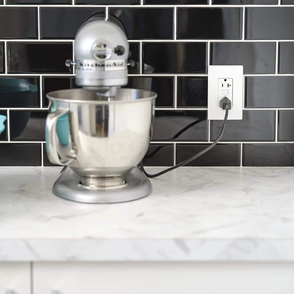 Radiant with Netatmo 20 Amp Decorator Duplex Smart Outlet, White by Legrand 4 Radiant with Netatmo 20 Amp Decorator Duplex Smart Outlet, White by Legrand - Image 2